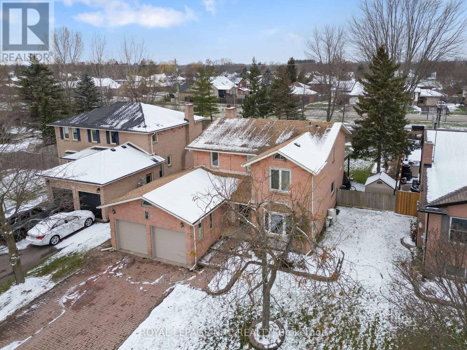 












51 BRIARSDALE CRESCENT

,
Welland (N. Welland),




Ontario
L3C6S7

