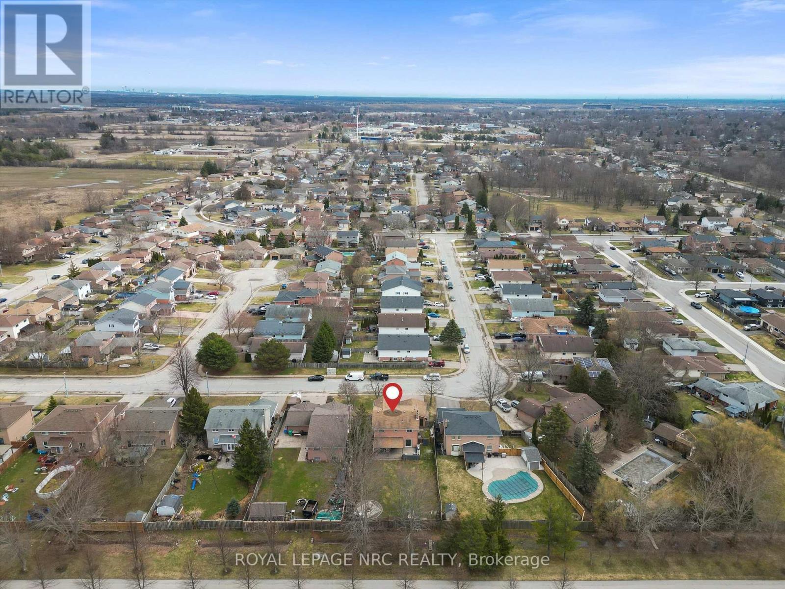 












51 BRIARSDALE CRESCENT

,
Welland (N. Welland),




Ontario
L3C6S7

