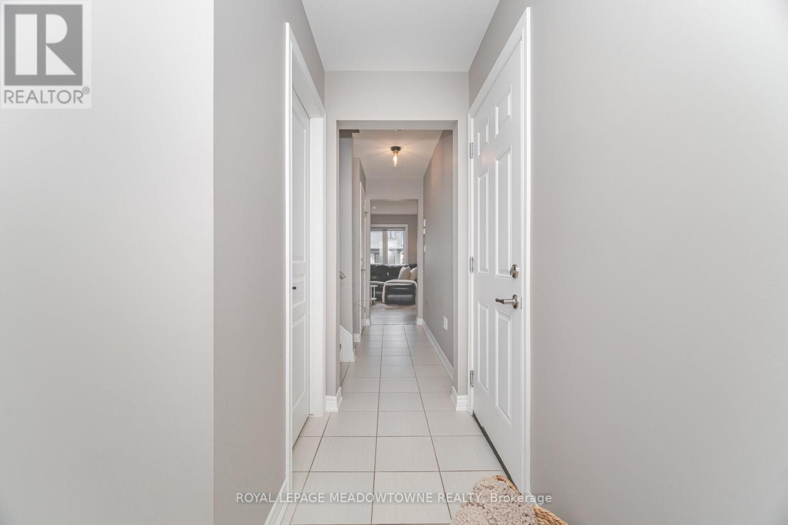 












6338 SHAPTON CRESCENT

,
Niagara Falls,




Ontario
L2H0L9

