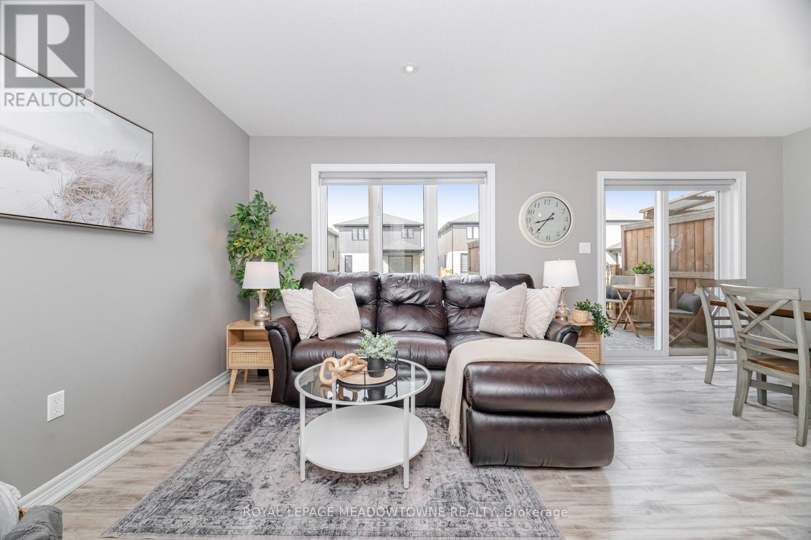 












6338 SHAPTON CRESCENT

,
Niagara Falls,




Ontario
L2H0L9

