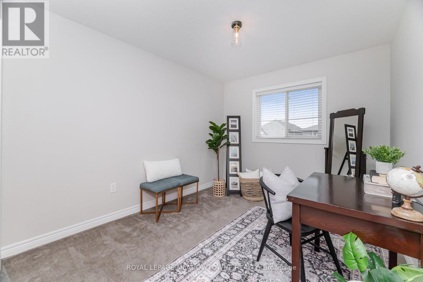 












6338 SHAPTON CRESCENT

,
Niagara Falls,




Ontario
L2H0L9

