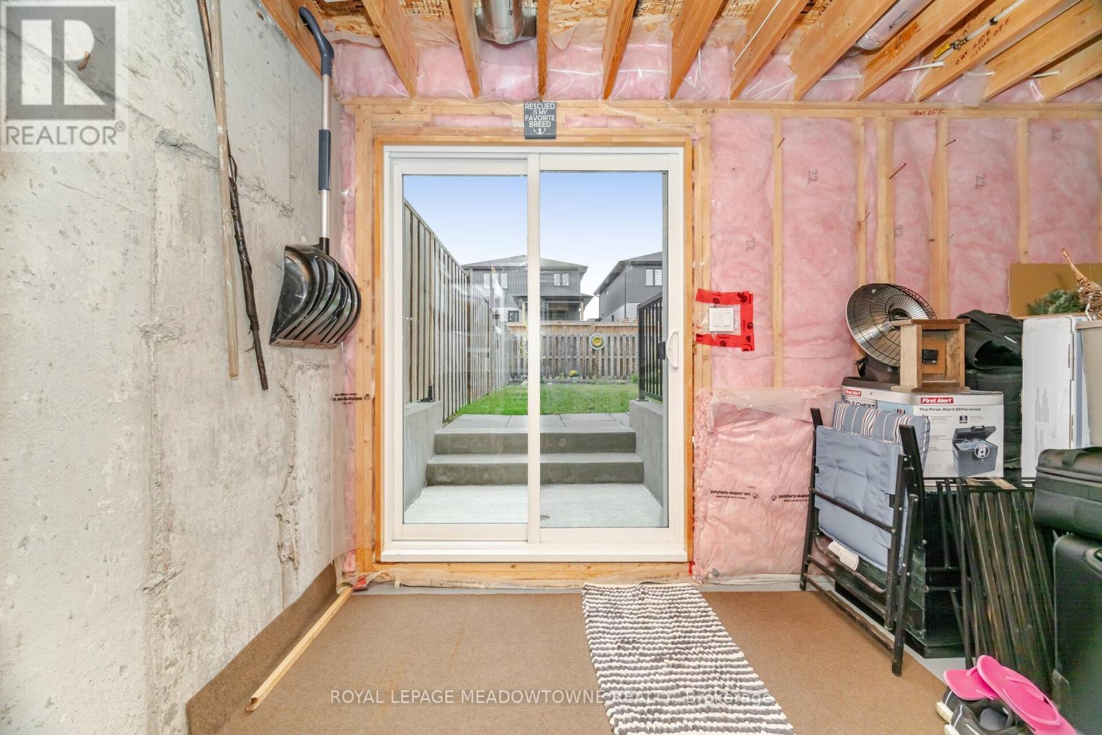 












6338 SHAPTON CRESCENT

,
Niagara Falls,




Ontario
L2H0L9

