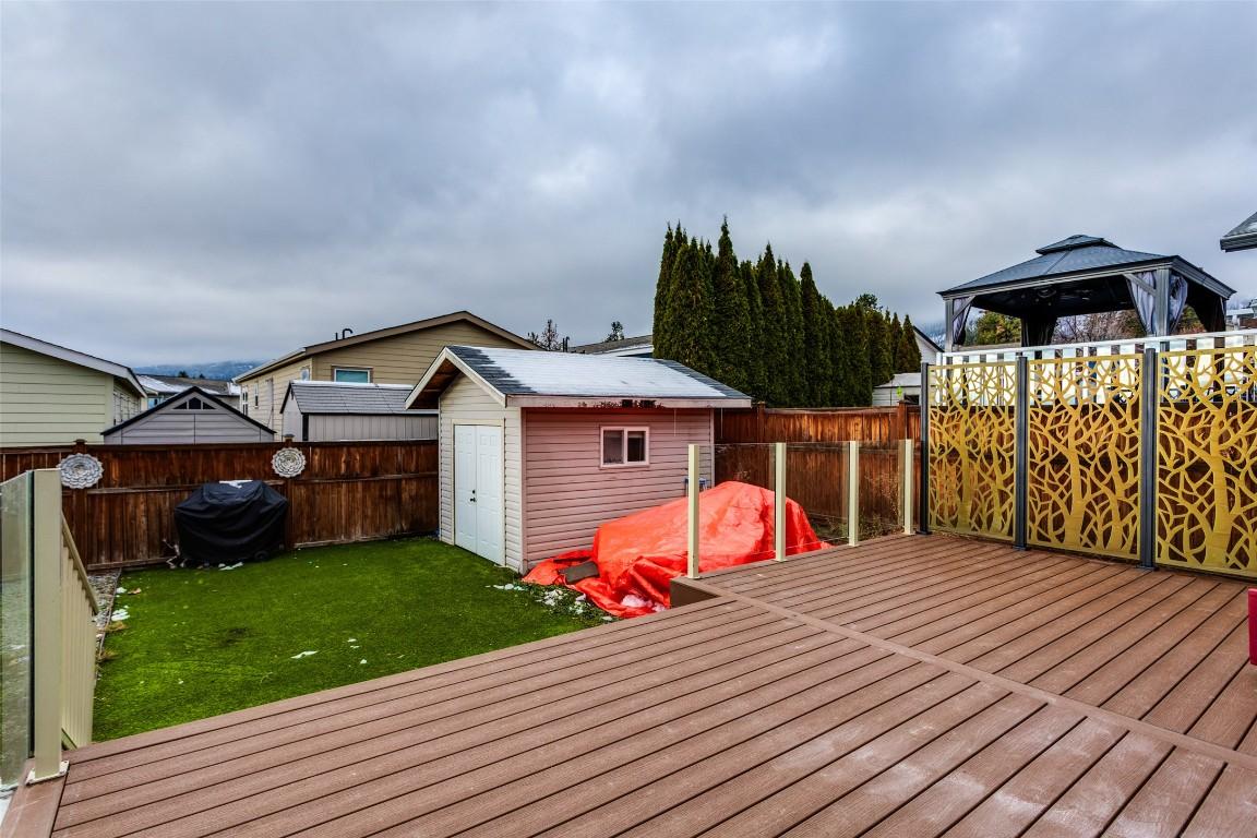 









2440


Old Okanagan

Highway, 1026



BC
V4T 3A3

