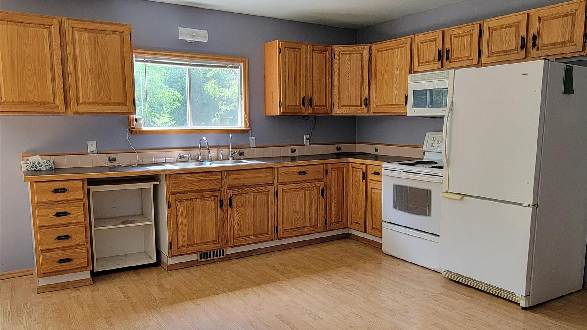 









6780


Mead

Road,
Jaffray,




BC
V0B 1T0

