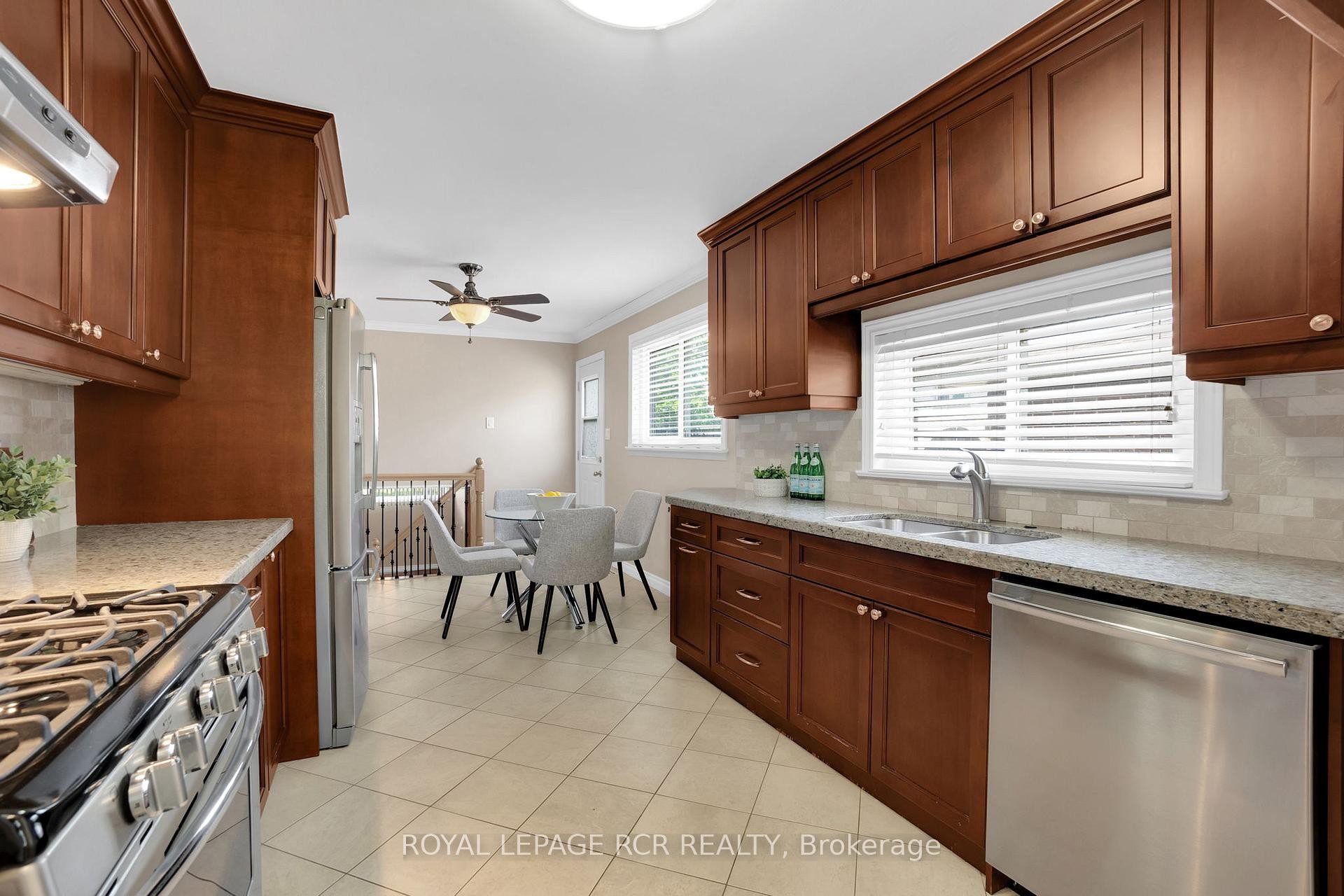 









273


Newlove

Drive,
Caledon,




ON
L7E 2A2

