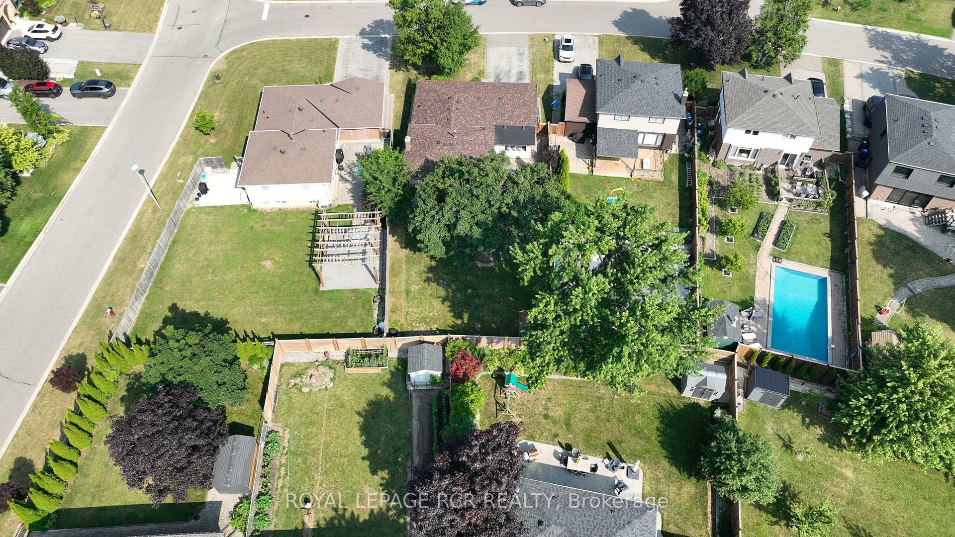 









273


Newlove

Drive,
Caledon,




ON
L7E 2A2

