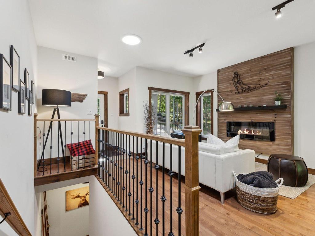 









115


Ch. des Futaies

,
Mont-Tremblant,




QC
J8E0E7

