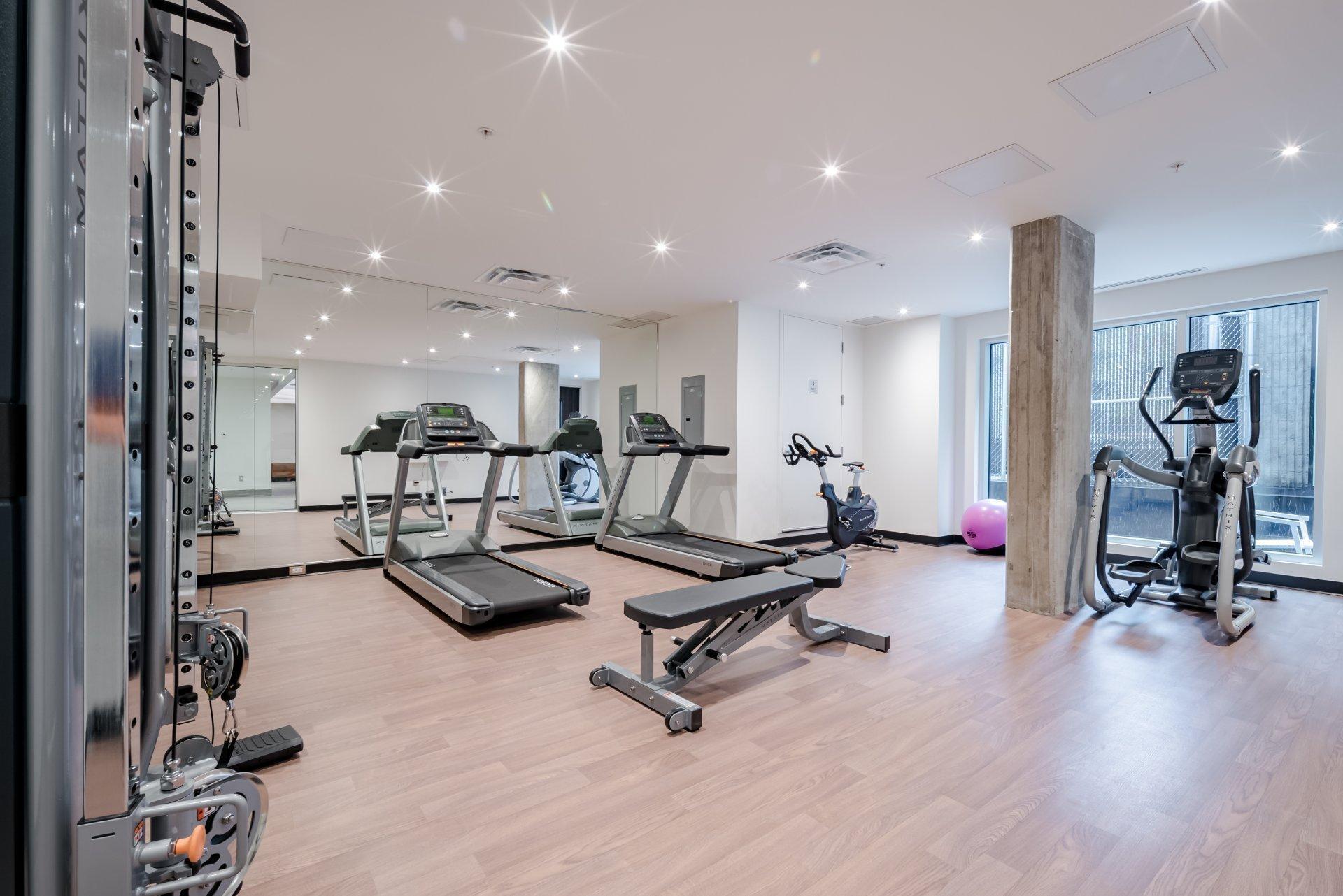 









1200


Rue Crescent

, 801,
Montréal (Ville-Marie),




QC
H3G0G5

