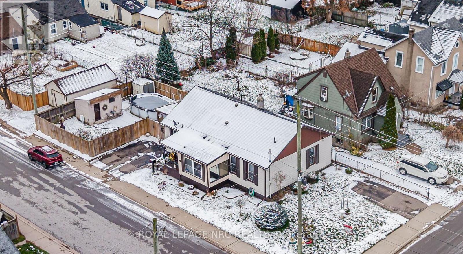 












5192 HAMILTON STREET

,
Niagara Falls (Downtown),




Ontario
L2E2W3

