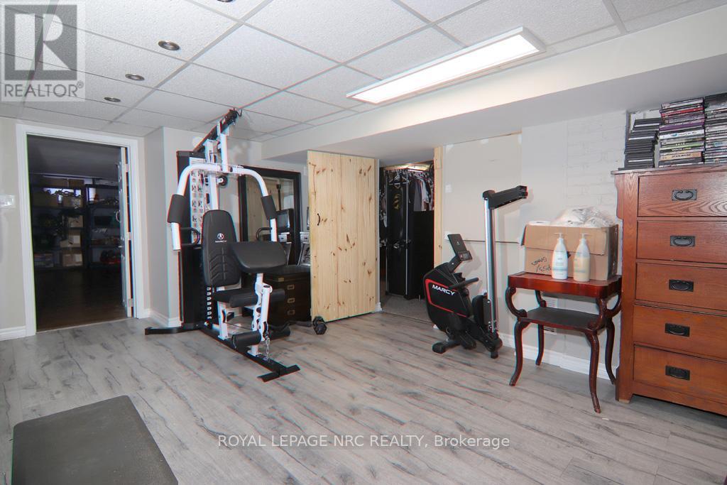 












5192 HAMILTON STREET

,
Niagara Falls (Downtown),




Ontario
L2E2W3

