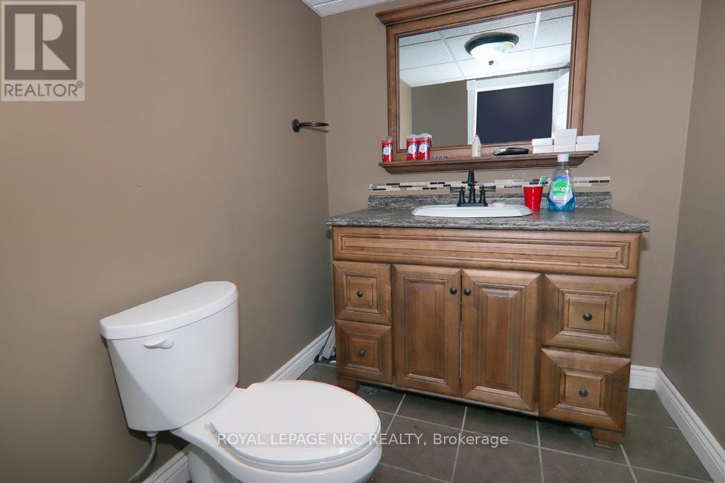 












5192 HAMILTON STREET

,
Niagara Falls (Downtown),




Ontario
L2E2W3

