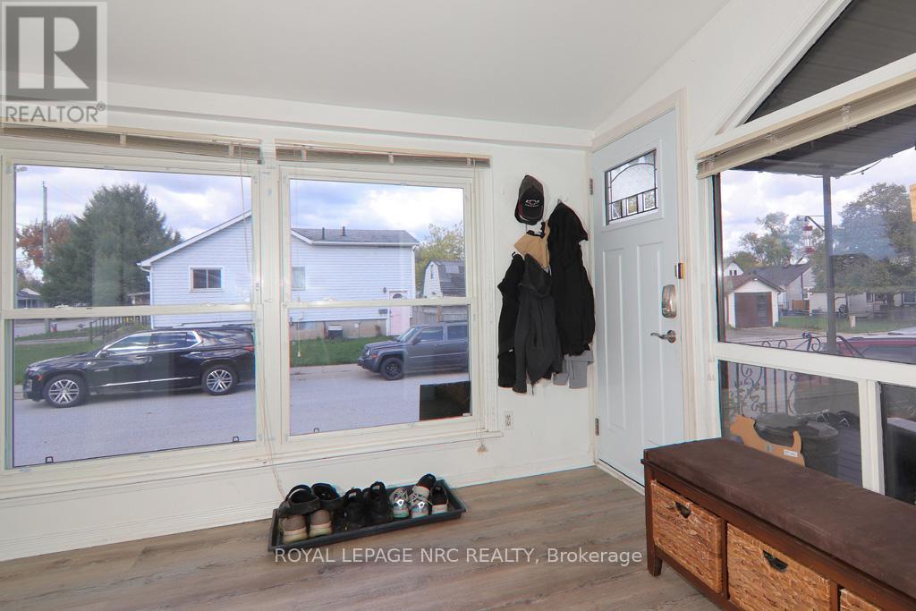 












5192 HAMILTON STREET

,
Niagara Falls (Downtown),




Ontario
L2E2W3

