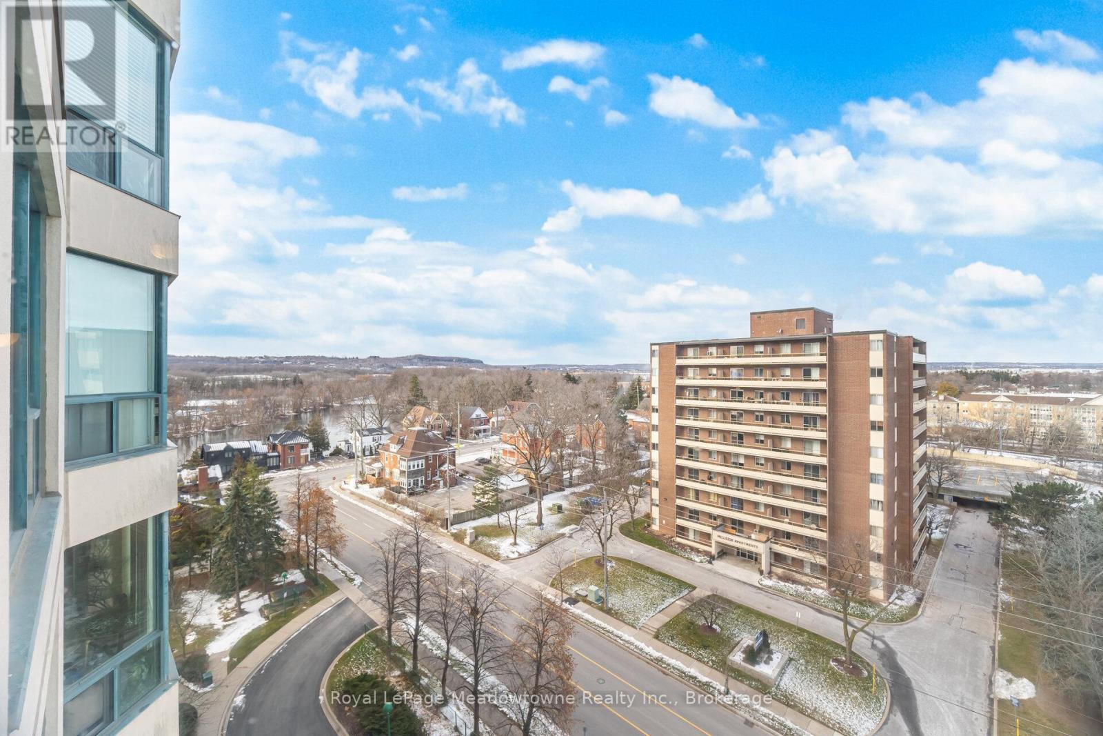 












1003 - 100 MILLSIDE DRIVE

,
Milton (OM Old Milton),




Ontario
L9T5E2

