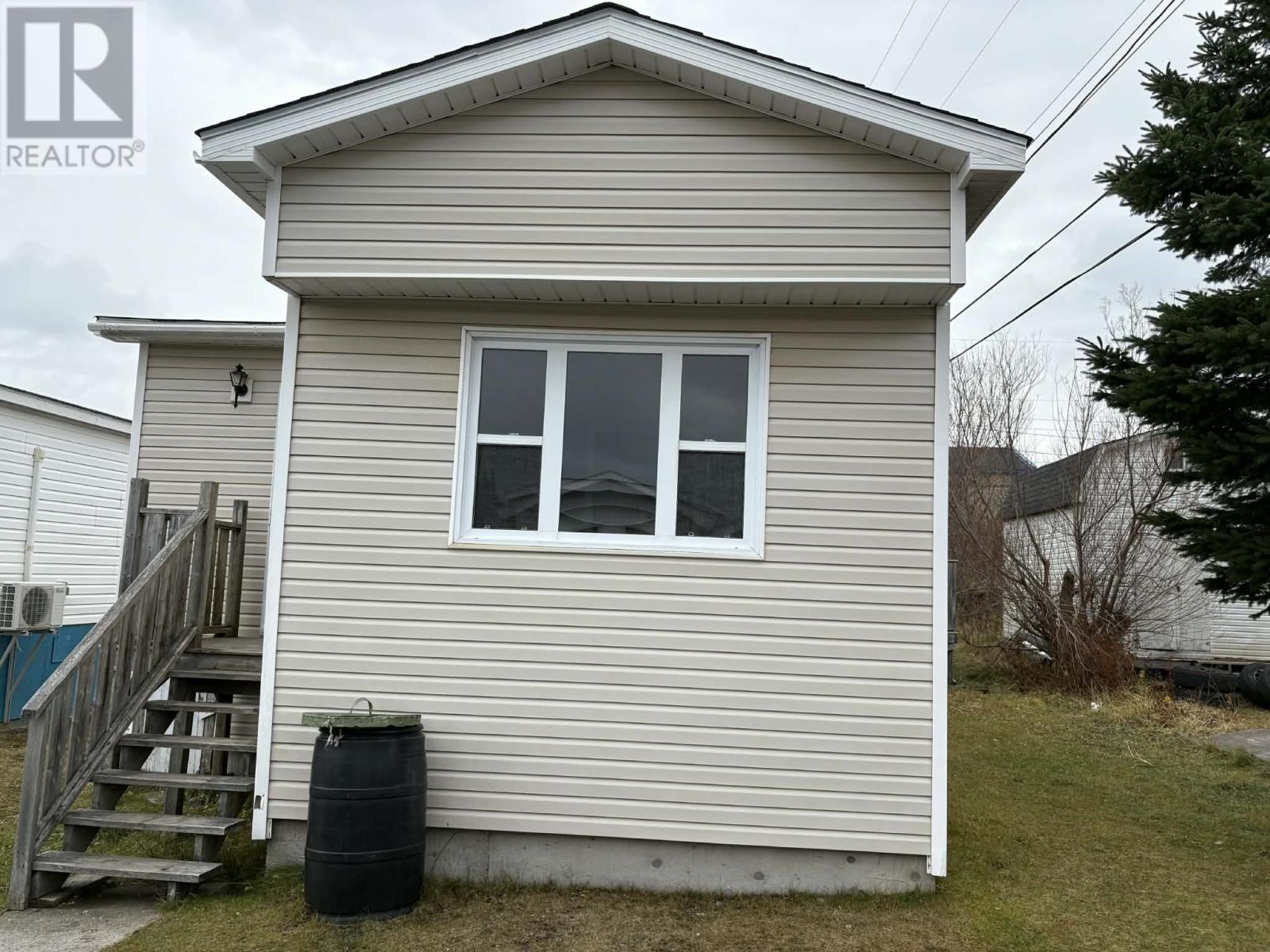 












10 Park Place

,
Burgeo,




Newfoundland & Labrador
A0N2H0

