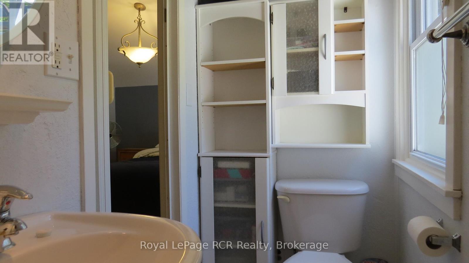 












164 EDWARD STREET

,
Saugeen Shores,




Ontario
N0H2L0

