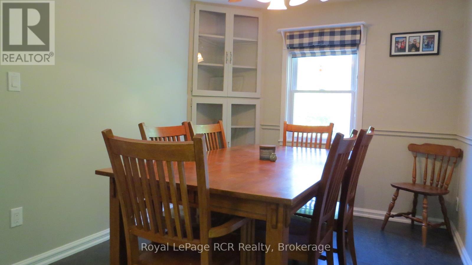 












164 EDWARD STREET

,
Saugeen Shores,




Ontario
N0H2L0

