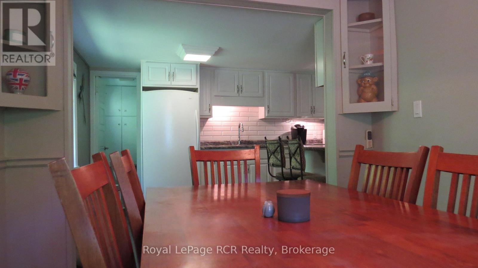 












164 EDWARD STREET

,
Saugeen Shores,




Ontario
N0H2L0

