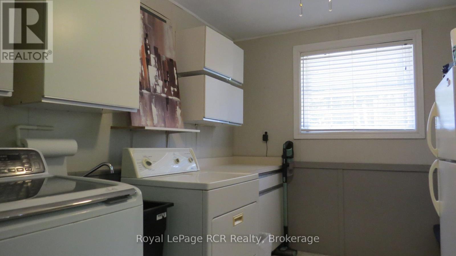 












164 EDWARD STREET

,
Saugeen Shores,




Ontario
N0H2L0

