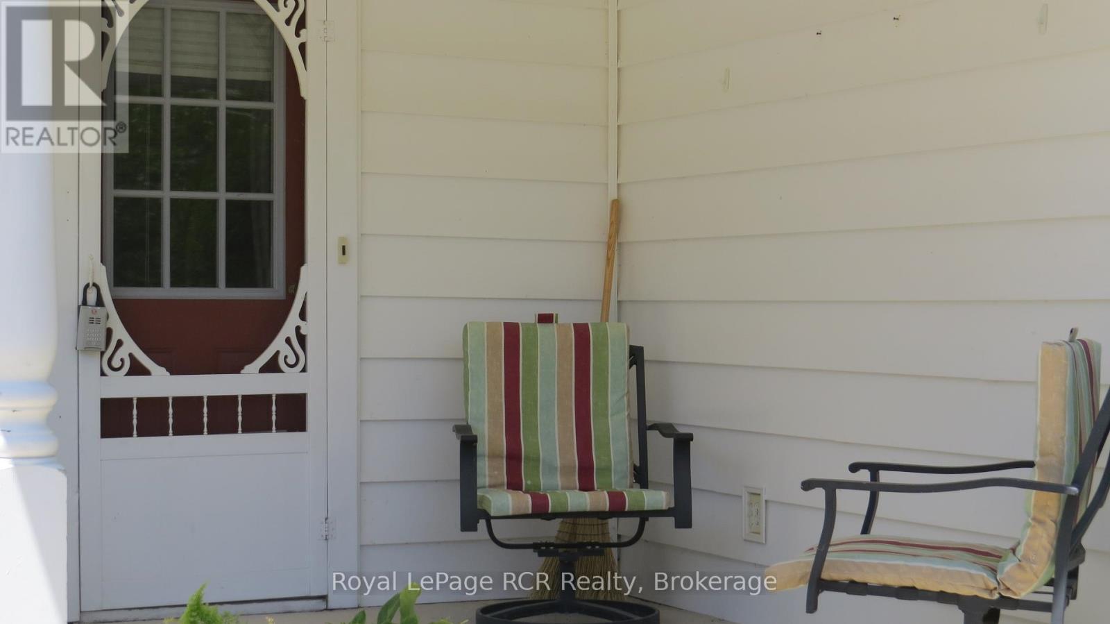 












164 EDWARD STREET

,
Saugeen Shores,




Ontario
N0H2L0

