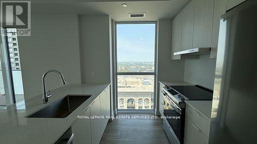 












4511 - 430 SQUARE ONE DRIVE

,
Mississauga,




Ontario
L5B0L6

