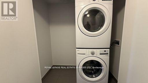 












4511 - 430 SQUARE ONE DRIVE

,
Mississauga,




Ontario
L5B0L6

