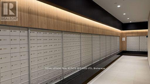 












4511 - 430 SQUARE ONE DRIVE

,
Mississauga,




Ontario
L5B0L6

