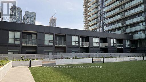 












4511 - 430 SQUARE ONE DRIVE

,
Mississauga,




Ontario
L5B0L6

