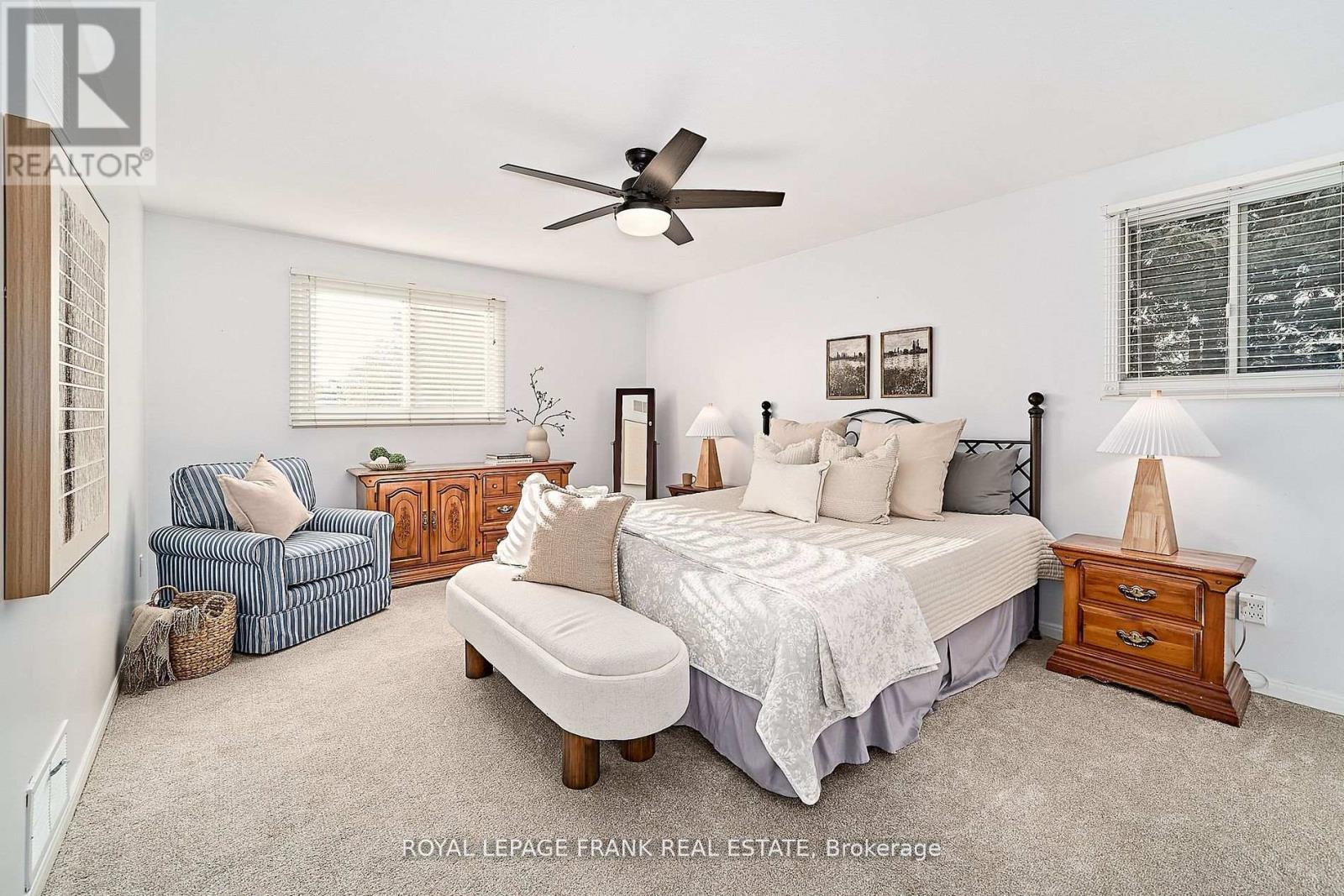 












7 JUDY COURT

,
Markham (Markham Village),




Ontario
L3P3R8

