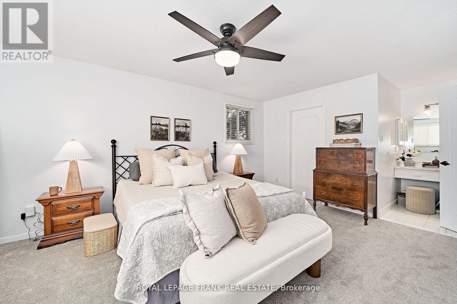 












7 JUDY COURT

,
Markham (Markham Village),




Ontario
L3P3R8

