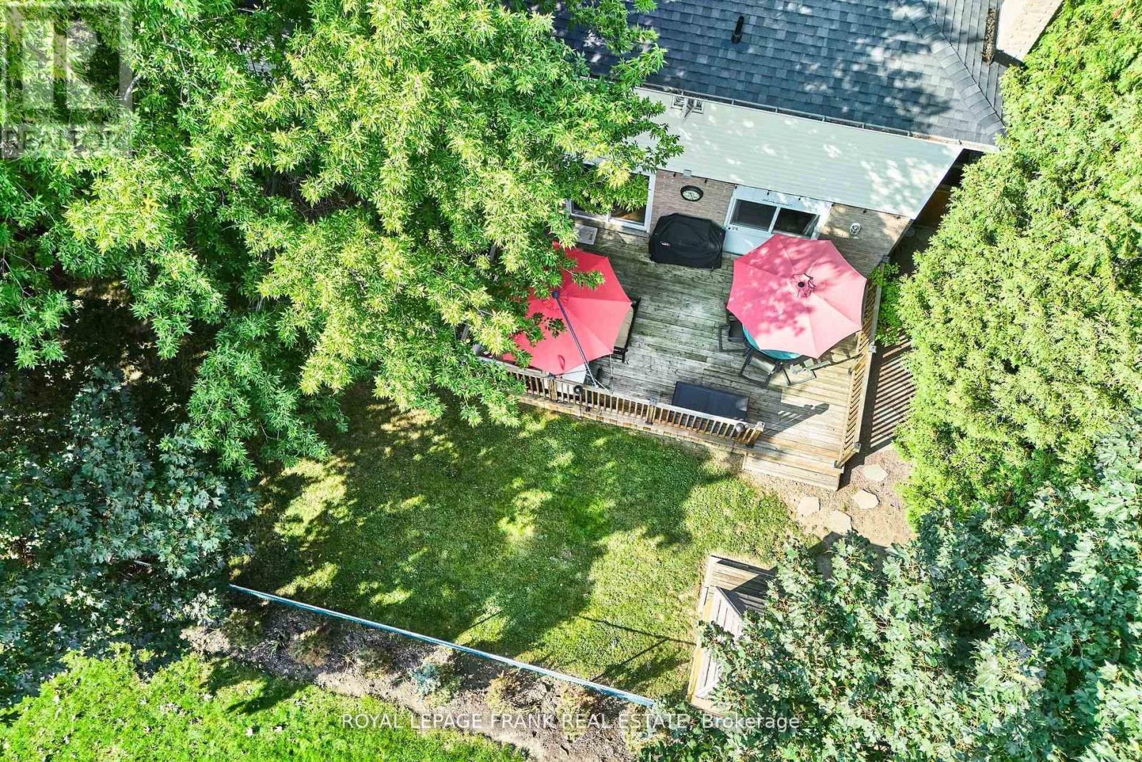 












7 JUDY COURT

,
Markham (Markham Village),




Ontario
L3P3R8

