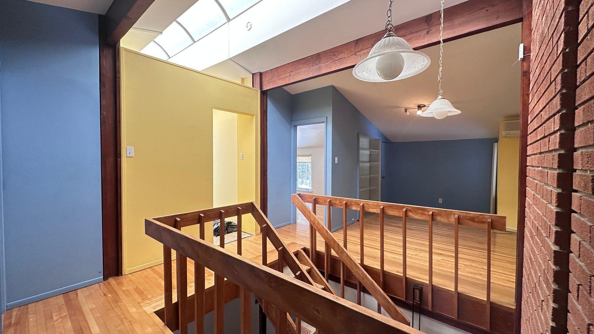 









1102


Boul. de La Salette

,
Saint-Jérôme,




QC
J5L2J7

