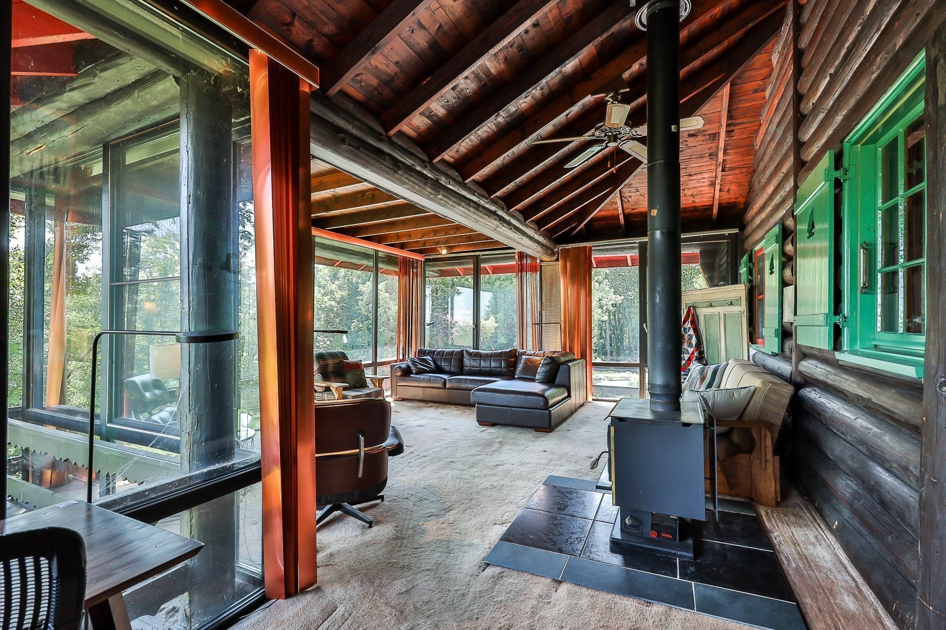 









477


Ch. des Critiques

,
Montebello,




QC
J0V1L0

