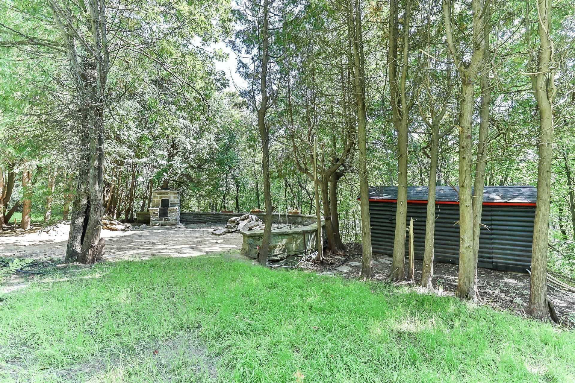 









477


Ch. des Critiques

,
Montebello,




QC
J0V1L0

