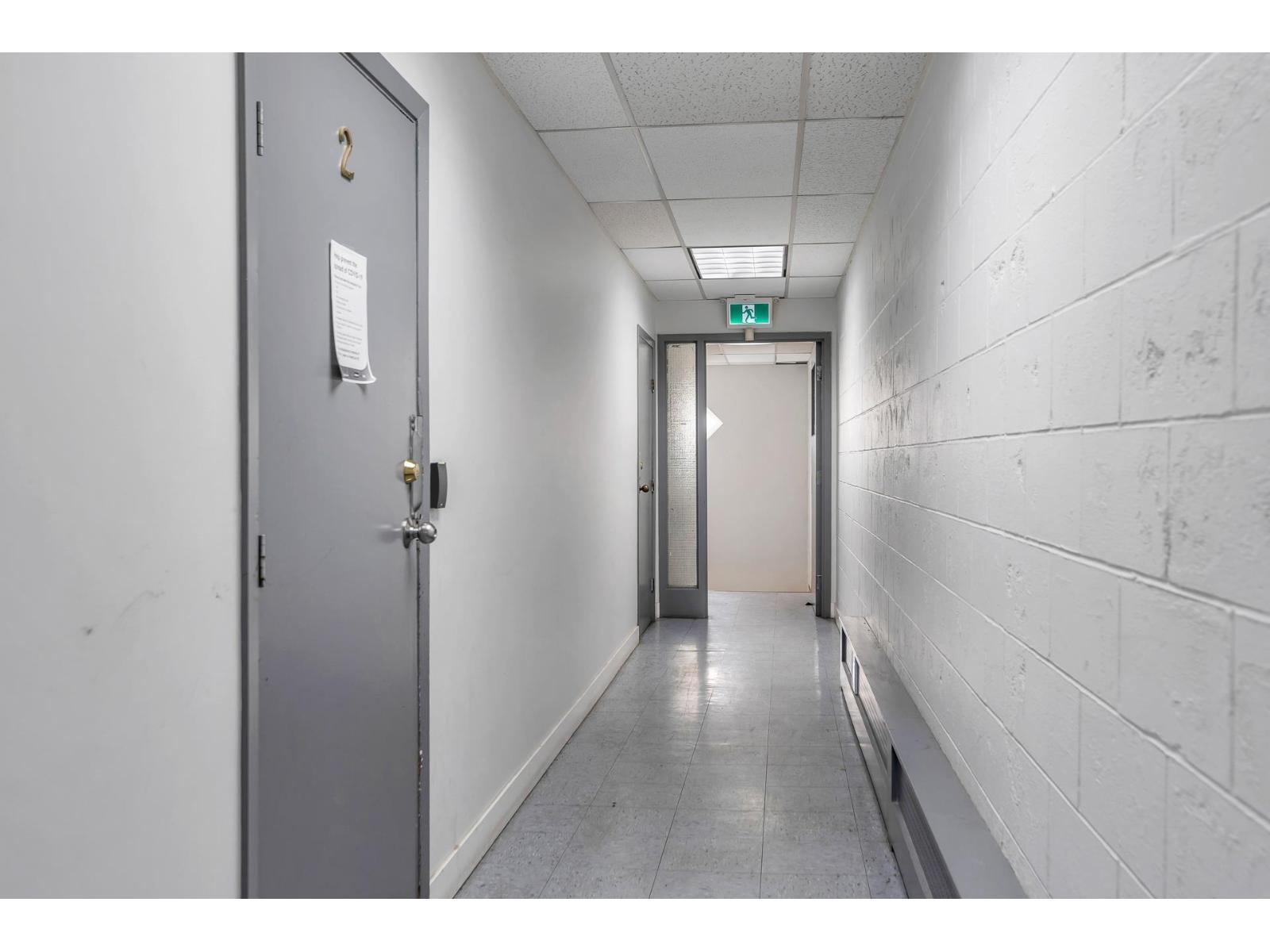 












B 10328 WHALLEY BOULEVARD

,
Surrey,




British Columbia
V3T1W4

