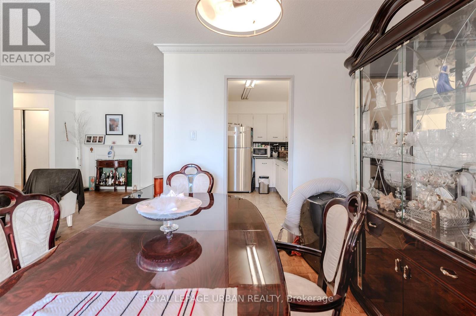 












806 - 1135 LOGAN AVENUE

,
Toronto,




Ontario
M4K3Y2

