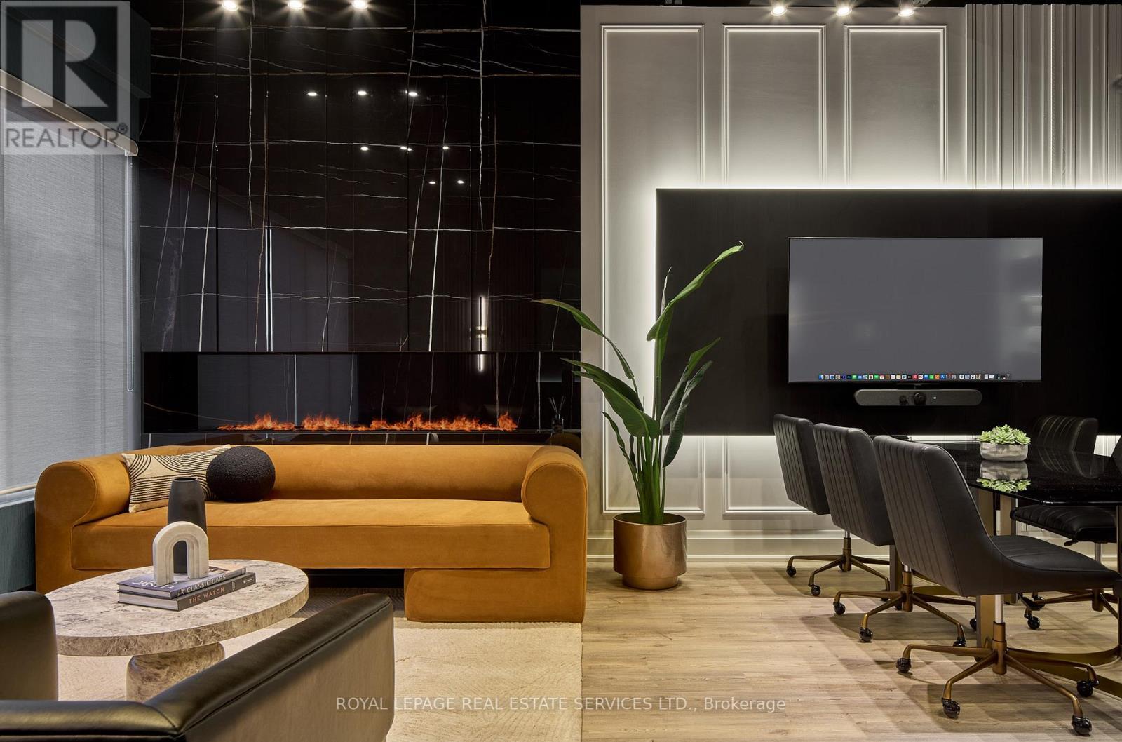 












206 - 3475 REBECCA STREET

,
Oakville,




Ontario
L6L6X9

