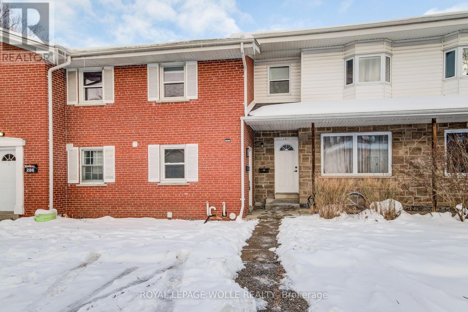 












284 WESTCOURT PLACE

,
Waterloo,




Ontario
N2L2R7

