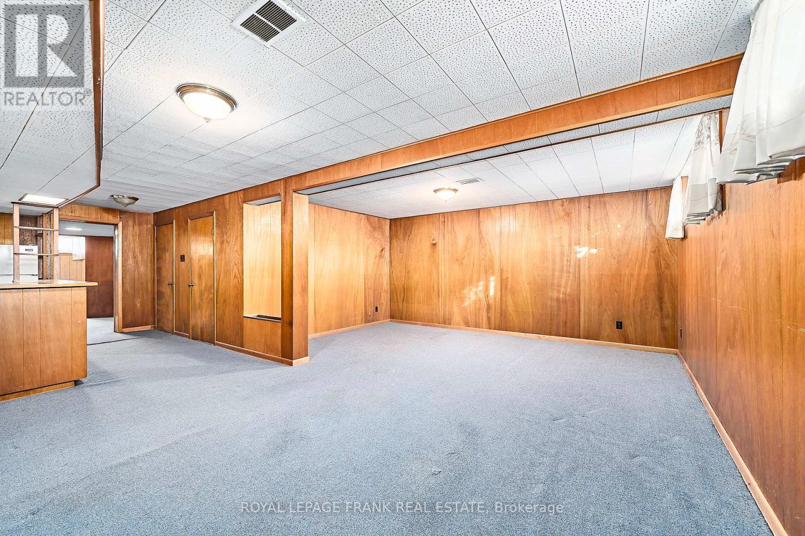 












28 WINNIPEG ROAD

,
Toronto (Kingsview Village-The Westway),




Ontario
M9P2E4

