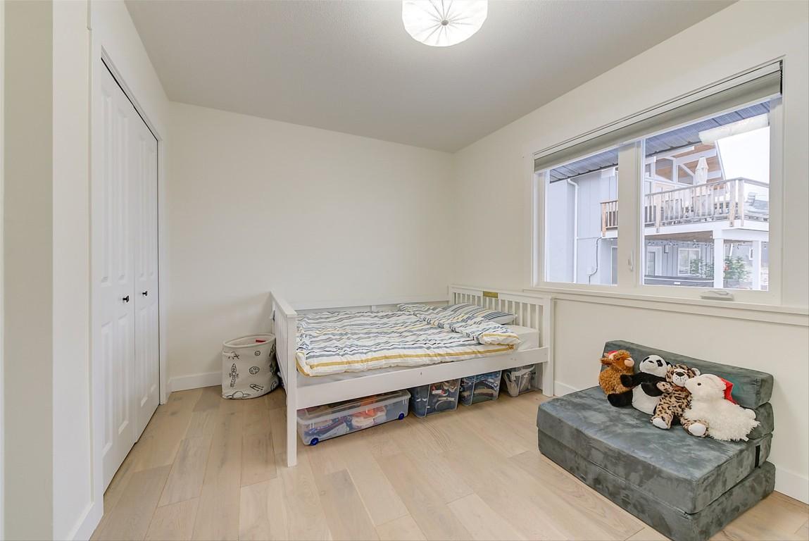 









6178


Lipsett

Avenue,
Peachland,




BC
V0H 1X7

