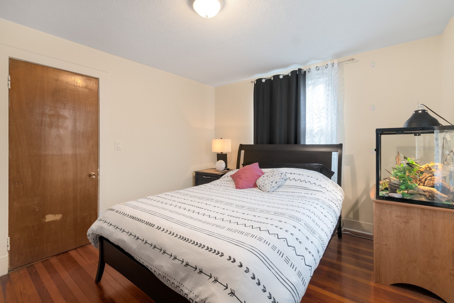 









1250

 - 1254


Rue Lincoln

,
Sherbrooke (Les Nations),




QC
J1H2H9

