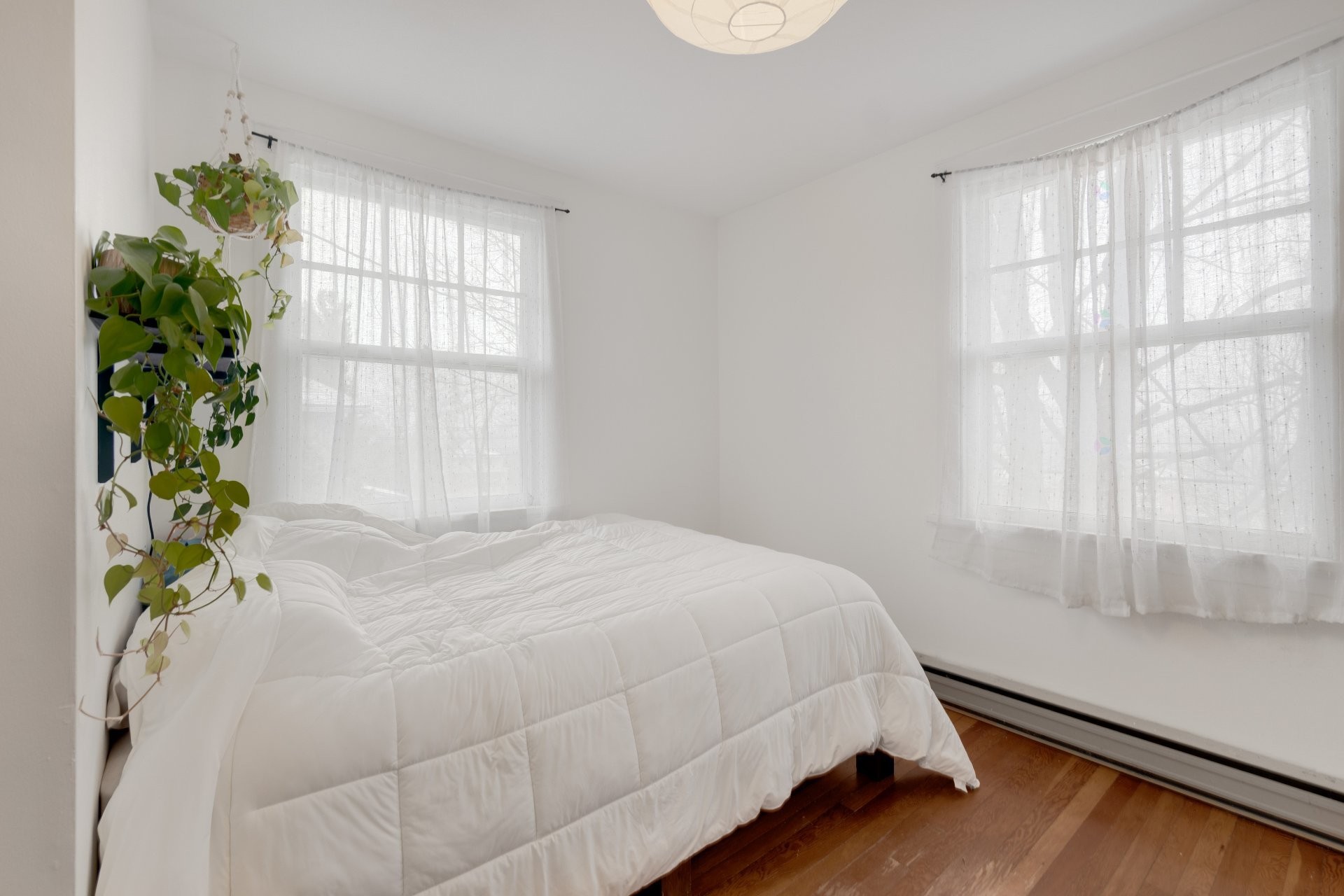 









1250

 - 1254


Rue Lincoln

,
Sherbrooke (Les Nations),




QC
J1H2H9


