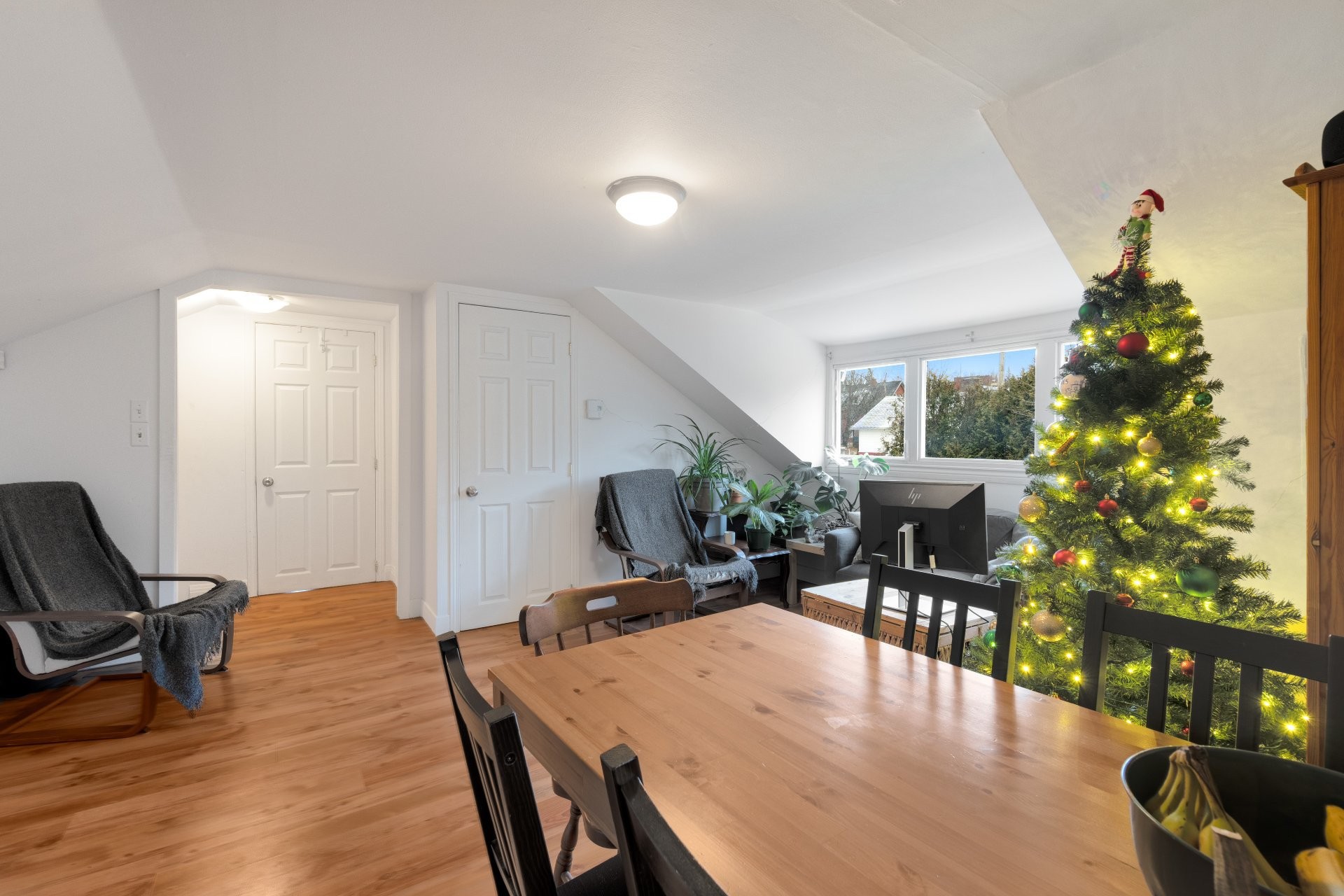 









1250

 - 1254


Rue Lincoln

,
Sherbrooke (Les Nations),




QC
J1H2H9

