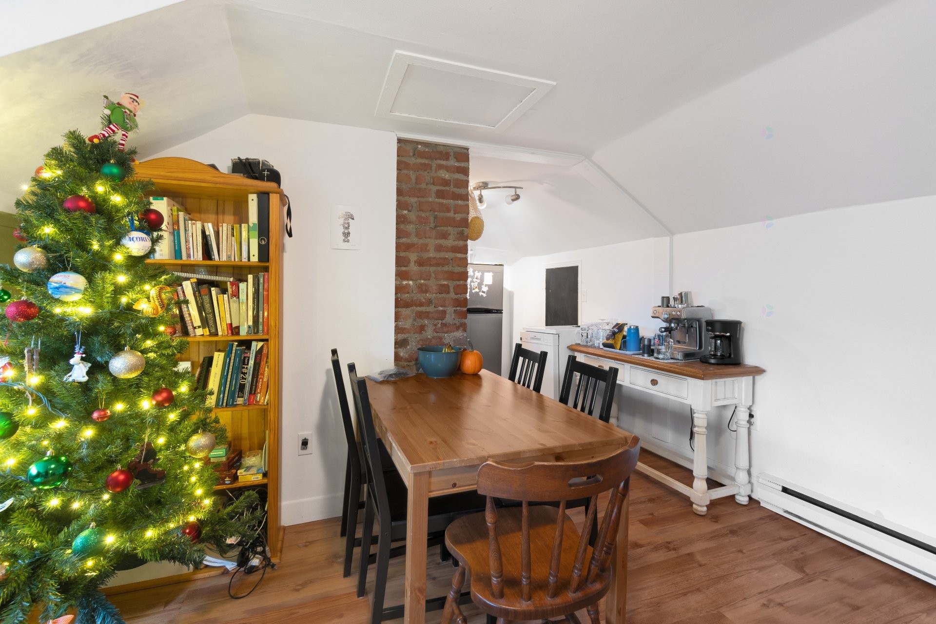 









1250

 - 1254


Rue Lincoln

,
Sherbrooke (Les Nations),




QC
J1H2H9

