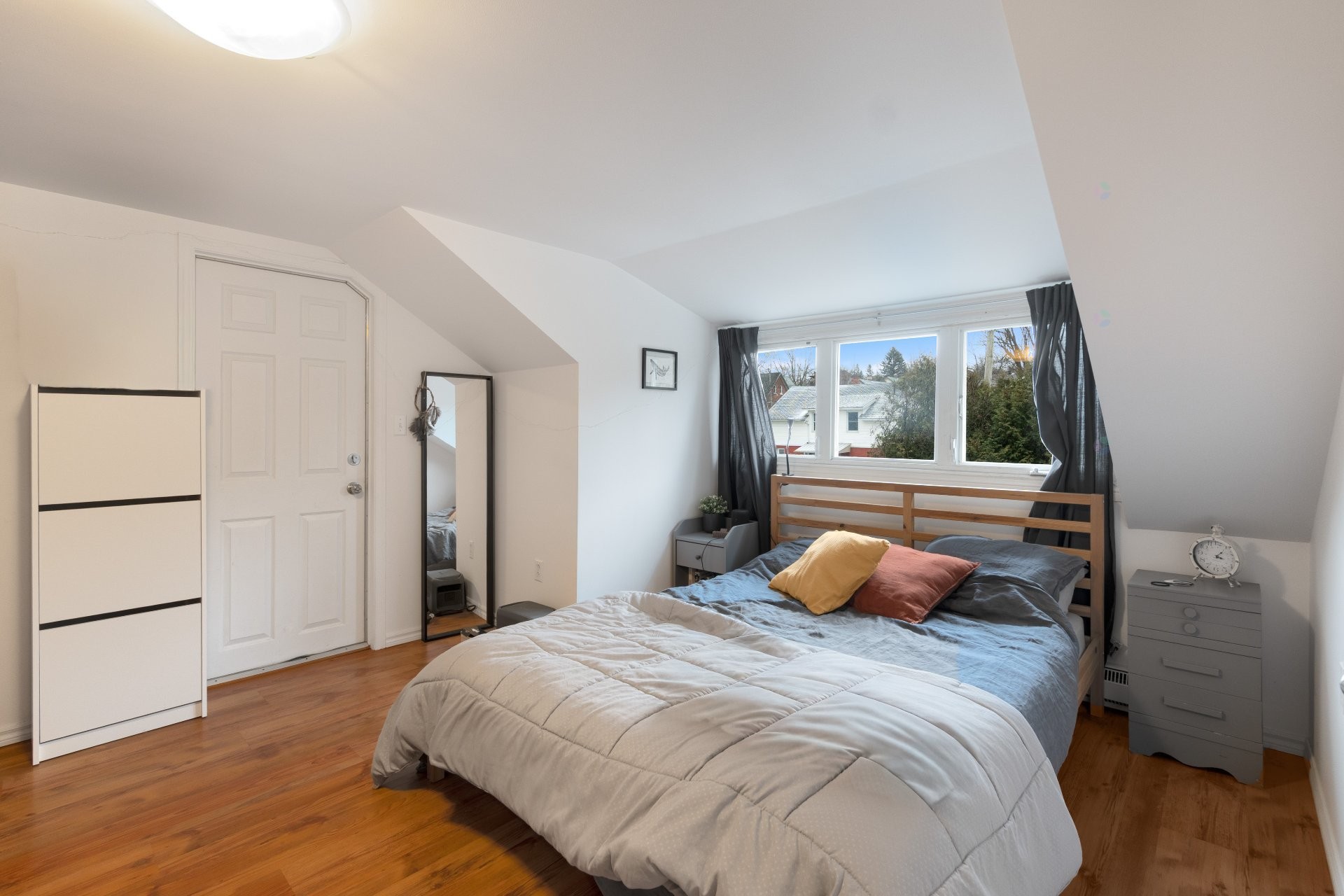 









1250

 - 1254


Rue Lincoln

,
Sherbrooke (Les Nations),




QC
J1H2H9

