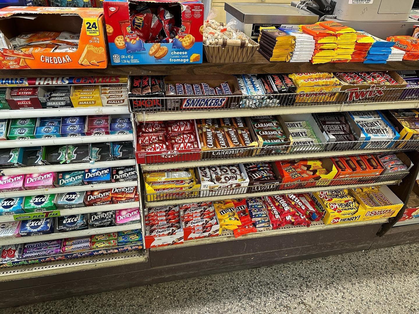 









1543


Boul. Henri-Bourassa E.

,
Montréal (Ahuntsic-Cartierville),




QC
H2C1H6

