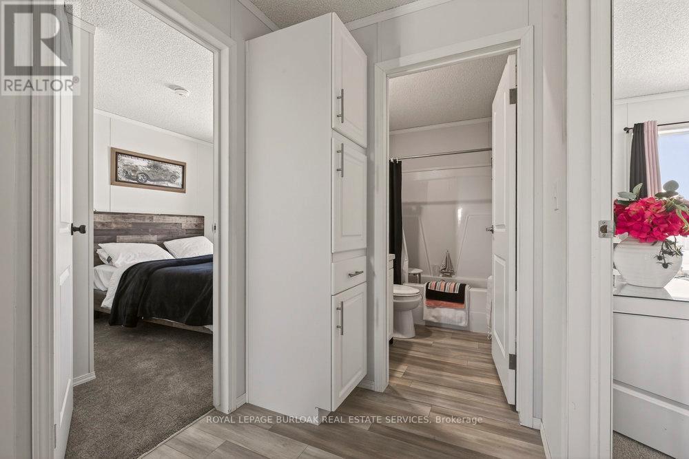 












29 HICKORY HOLLOW

,
Haldimand,




Ontario
N0A1L0

