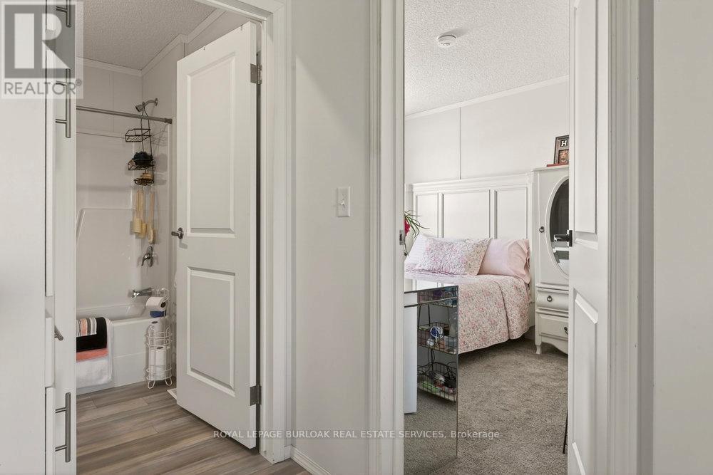 












29 HICKORY HOLLOW

,
Haldimand,




Ontario
N0A1L0

