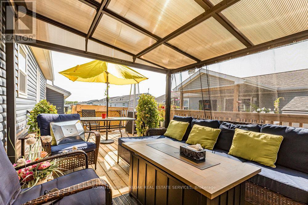 












29 HICKORY HOLLOW

,
Haldimand,




Ontario
N0A1L0

