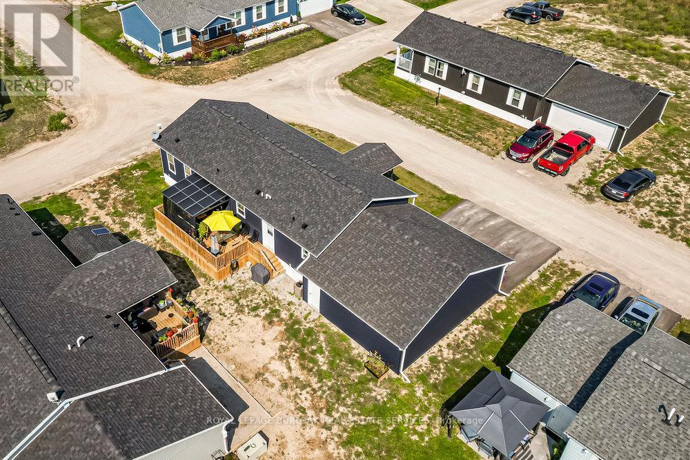 












29 HICKORY HOLLOW

,
Haldimand,




Ontario
N0A1L0

