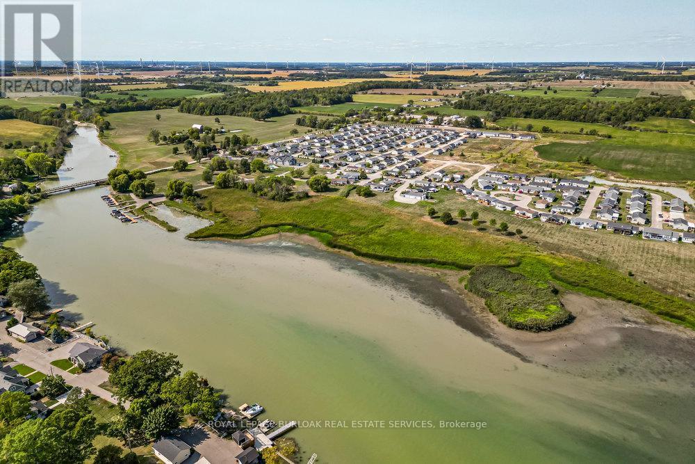 












29 HICKORY HOLLOW

,
Haldimand,




Ontario
N0A1L0

